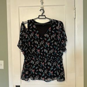 Lane Bryant Spring/Summer Floral Print Cold Shoulder Blouse